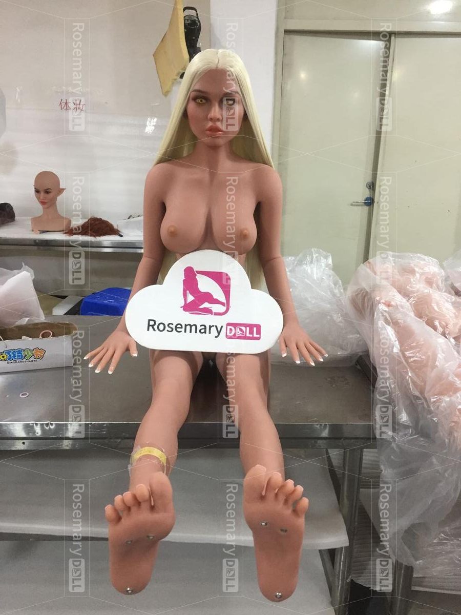 WMDoll 166cm5ft5 C-cup TPE Sex Doll – Valencia at RosemaryDoll